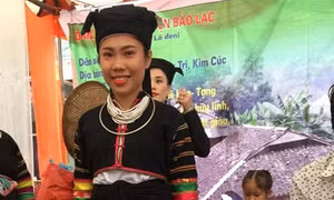 Trang phục truyền thống của người Lô Lô