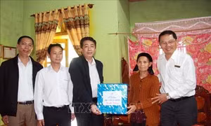 Lâm Đồng: Bàn giao nhà tình nghĩa cho gia đình chính sách ở huyện Đam Rông