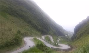 Đề nghị cải tạo tòa nhà ở Mã Pì Lèng thành điểm dừng chân an toàn, hài hòa với thiên nhiên