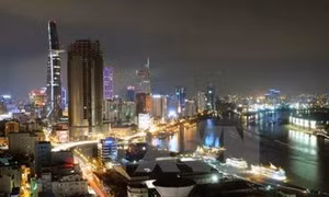 Thành phố Hồ Chí Minh gỡ bỏ “chiếc áo" đô thị chật hẹp