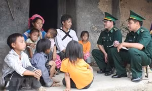Lai Châu tăng cường công tác đối ngoại biên phòng trên địa bàn biên giới