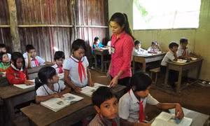 Quảng Ngãi tăng cường dạy tiếng Việt cho học sinh vùng dân tộc thiểu số
