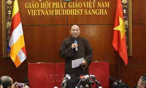 Vụ chùa Ba Vàng “thỉnh vong giải nghiệp”: Đề xuất tạm đình chỉ các chức vụ của Đại đức Thích Trúc Thái Minh trong khi chờ ra quyết định cách chức