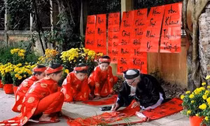 Màu đỏ trong ngày Tết của người Việt