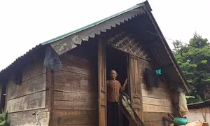 Những nếp nhà dài ở buôn Êga
