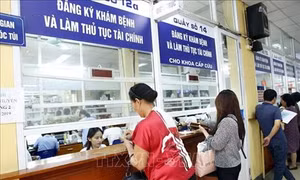 Bộ Y tế đề nghị các tỉnh, thành phố tạm thời chưa điều chỉnh giá dịch vụ khám, chữa bệnh ngoài bảo hiểm y tế