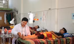 Hỗ trợ bệnh nhân nghèo vượt qua bệnh tật