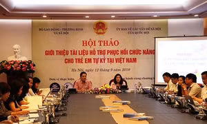Giới thiệu bộ tài liệu hỗ trợ phục hồi chức năng cho trẻ em tự kỷ tại Việt Nam