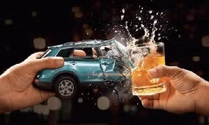 Từ 1/1/2020, uống rượu bia lái xe bị phạt tới 40 triệu đồng, tước giấy phép lái xe 2 năm