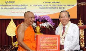 Phó Thủ tướng thường trực Trương Hòa Bình chúc Tết cổ truyền Chôl Chnăm Thmây tại Thành phố Hồ Chí Minh