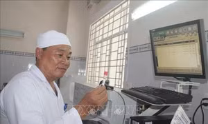 Kỷ niệm 64 năm Ngày Thầy thuốc Việt Nam: Bác sĩ 57 tuổi với 66 lần hiến máu