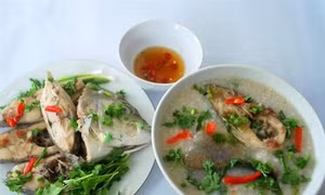 Về Quảng Nam ăn cháo cá dềnh