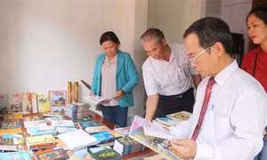 Thư viện “Nắng mai” cho học sinh ở xã miền núi Sơn Nguyên