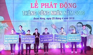 Tháng Công nhân 2019: Hỗ trợ xây nhà cho đoàn viên công đoàn khó khăn ở Phú Thọ