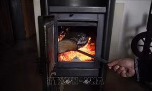 Củi sưởi đang làm "ngạt thở" các thành phố Chile