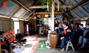 Lễ cúng ché của người Êđê Mdhur ở Mdrăk