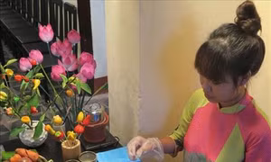 Làng nghề truyền thống hoa giấy Thanh Tiên - tranh dân gian làng Sình được công nhận là điểm du lịch