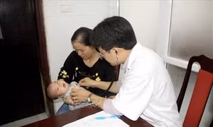 Tỉnh Tuyên Quang khám sàng lọc bệnh tim miễn phí cho trẻ em
