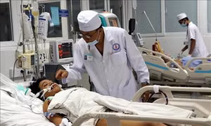 Bệnh nhân thuyên tắc ối đầu tiên ở Đồng bằng sông Cửu Long được cứu sống nhờ kỹ thuật ECMO