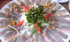 Canh nấm tràm, gỏi cá nghéo nổi tiếng ở Quảng Bình