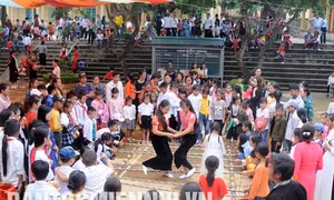 Nô nức ngày khai trường
