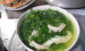 Hương vị canh cá cháo độc đáo "miền chân sóng"