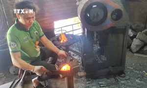 Nghề rèn tạo thương hiệu, bắt nhịp với xu thế mới