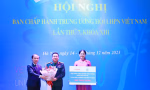Công bố Giải thưởng Nguyễn Thị Định dành cho cán bộ nữ xuất sắc