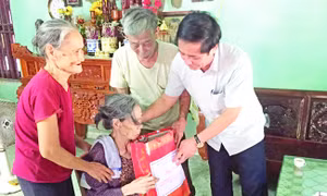 Thanh Hóa quan tâm chăm lo, thực hiện chính sách đối với người có công