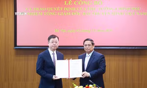 Thủ tướng Phạm Minh Chính trao quyết định điều động, bổ nhiệm Tổng Giám đốc Đài Truyền hình Việt Nam