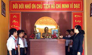 Gương Bác thấm vào lòng dân Vị Thủy