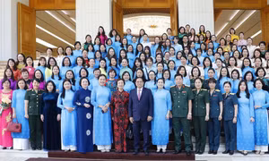Thủ tướng Phạm Minh Chính: Chính phủ sẽ nghiên cứu, xây dựng chính sách để đảm bảo an sinh xã hội cho phụ nữ