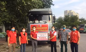 Hội Nông dân Tuyên Quang tặng nông sản cho Hà Nội chống dịch COVID-19