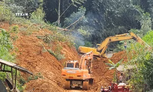 Vùng núi Bắc Bộ mưa lớn kéo dài, tiềm ẩn nhiều nguy cơ sạt lở đất