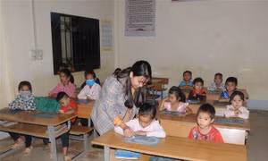 Những giáo viên tâm huyết “cõng chữ” lên bản làng ở Sơn La