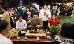 Đặc sắc “Đêm hội giao lưu văn hóa thưởng trà” ở Thái Nguyên