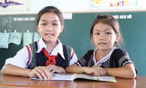 Những tấm gương hiếu học ở buôn làng Jrai