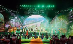 Festival "Tinh hoa Tây Bắc" năm 2022: Đặc sắc chương trình nghệ thuật "Kết nối khát vọng xanh"