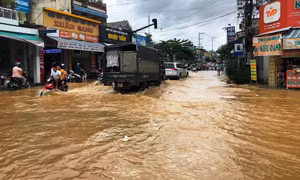 Quảng Nam: Mưa to trải dài trên diện rộng, mưa đá tại thành phố Tam Kỳ 