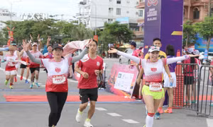 Bế mạc Giải marathon “Hành trình về Làng Sen 2024”