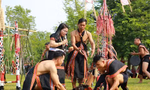 Tái hiện lễ cúng máng nước của đồng bào Ca Dong