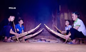 Những thủ lĩnh Đoàn người Mông ở vùng cao Yên Bái