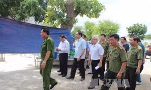 Đại tướng Trần Đại Quang thăm hỏi gia đình nạn nhân vụ thảm sát 6 người