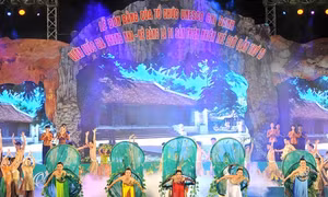 Lễ đón nhận Bằng UNESCO ghi danh Vườn quốc gia Phong Nha – Kẻ Bàng là Di sản thiên nhiên thế giới lần 2