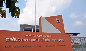 Hà Nội công bố điểm chuẩn lớp 10 trường chuyên