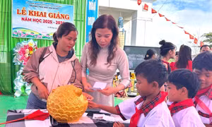 Thiết thực hỗ trợ học sinh có hoàn cảnh khó khăn