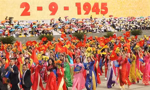Các nhà khoa học, trí thức Thủ đô góp ý vào dự thảo văn kiện Đại hội XII của Đảng