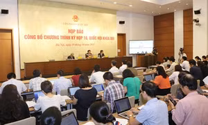 Họp báo về kỳ họp thứ 10, Quốc hội Khóa XIII