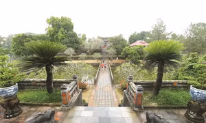 Nét đẹp các lăng tẩm ở Huế
