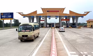 Chính thức thu phí cầu Hạc Trì